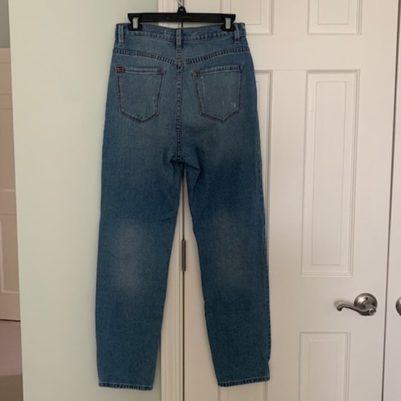 BDG Mom High Rise Jean - Urban Outfitters - Picture 2 of 12